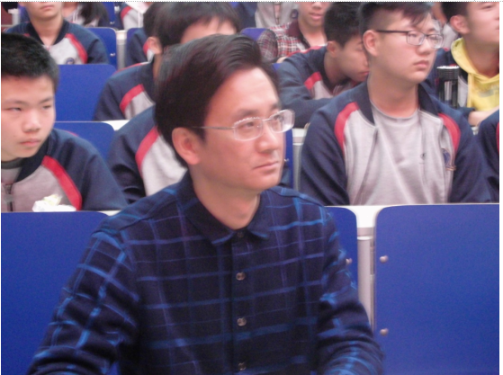 副县级调研员李德胜同志出席报告会